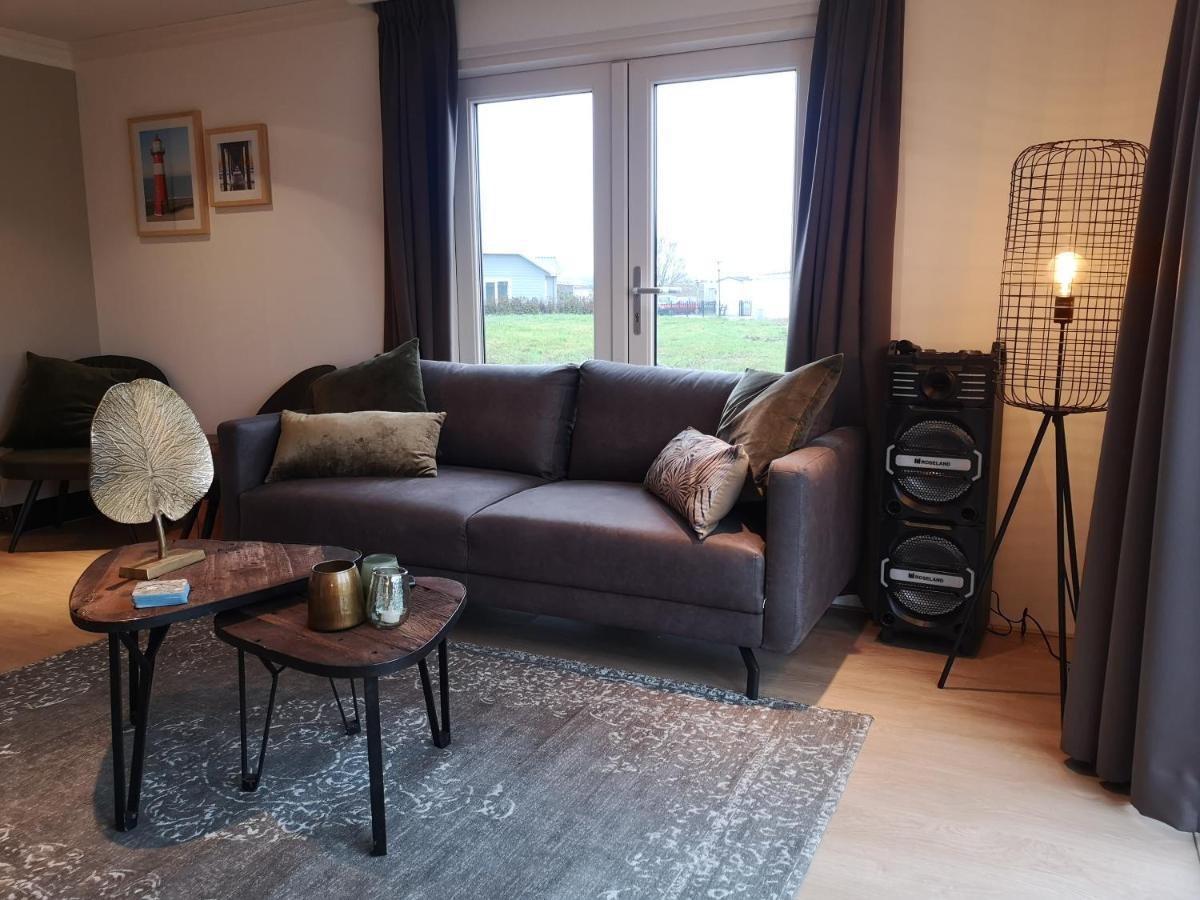 Вілла Gezellig Chalet Met Eigen Parkeerplaats, Park In Aanbouw, Geen Wi Fi Molenschot Екстер'єр фото